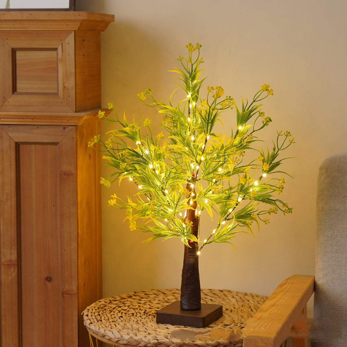 Green Leaf LED Tree Lamp Bedroom Room Decor Table Lamp